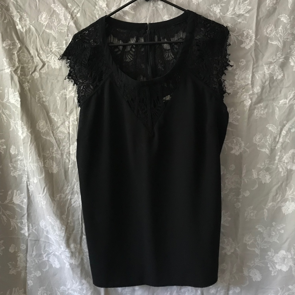 41 & Hawthorn / black embroidery-detailed blouse / size 2XL